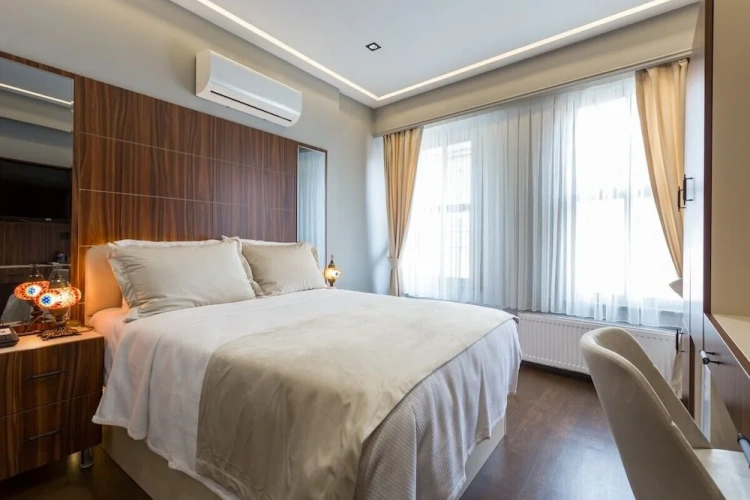 Comfort room