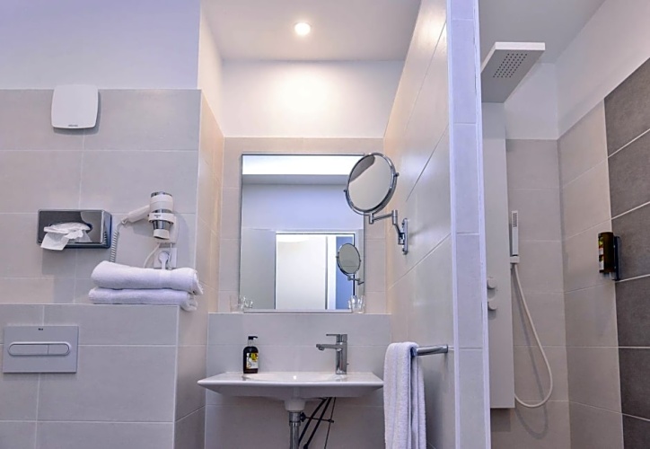 Standard Double room with balcony and with view