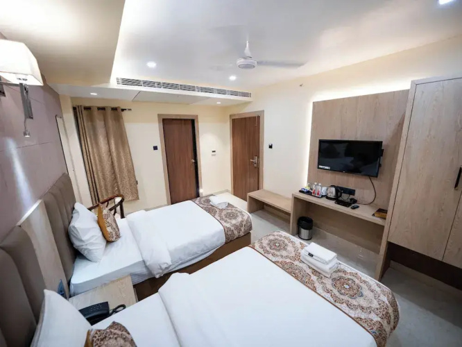 Hotel VR Lux