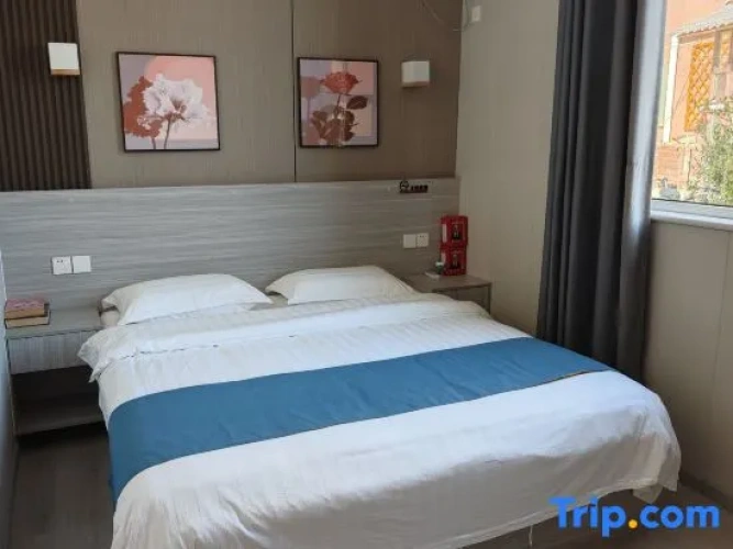 5 Bedrooms Suite with mountain view