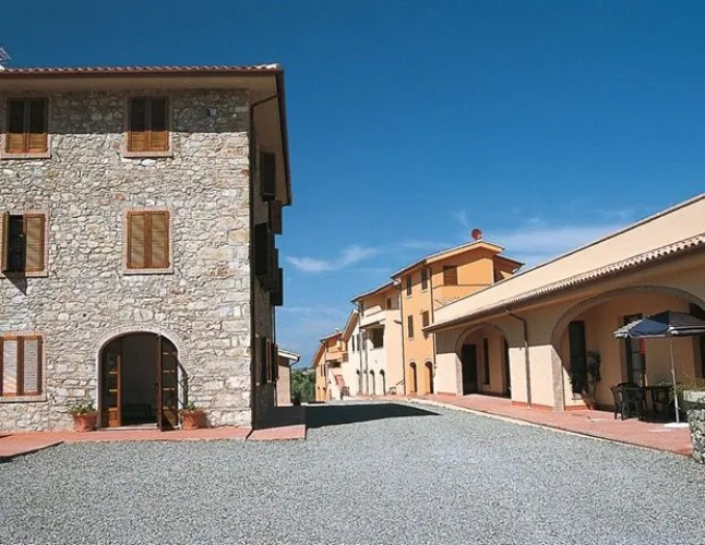 La Pieve di Pomaia(Villaggio Residence La Pieve di Pomaia)