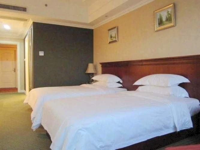 SIP Ecological Science Lyric Hotel