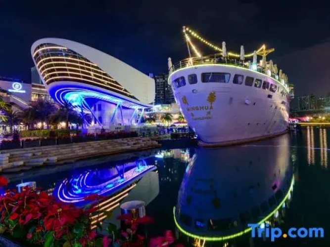 Zmax Hotel
