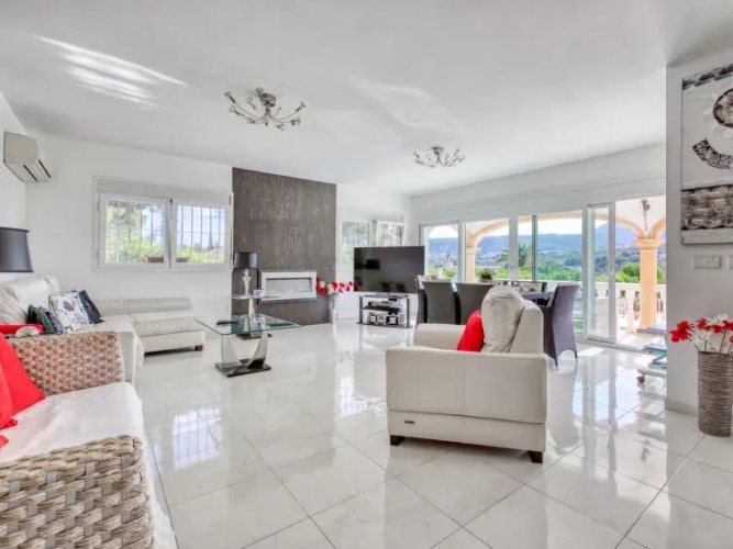 Villa Costa Celia