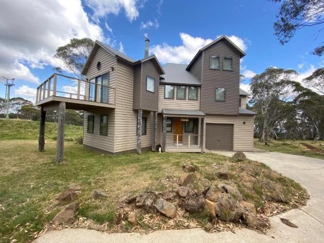 3 Bedrooms Cottage