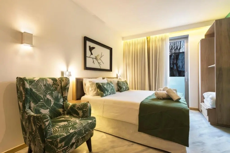 Economy Double Basement room