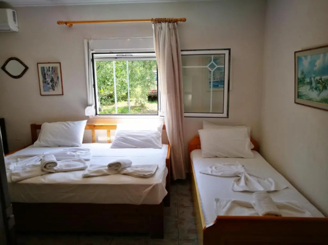 Cristi Apartments