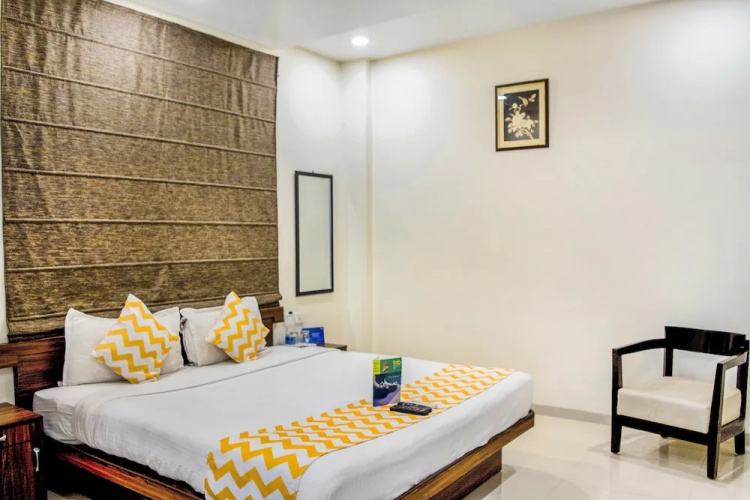 FabHotel Dream Inn Vikas Nagar