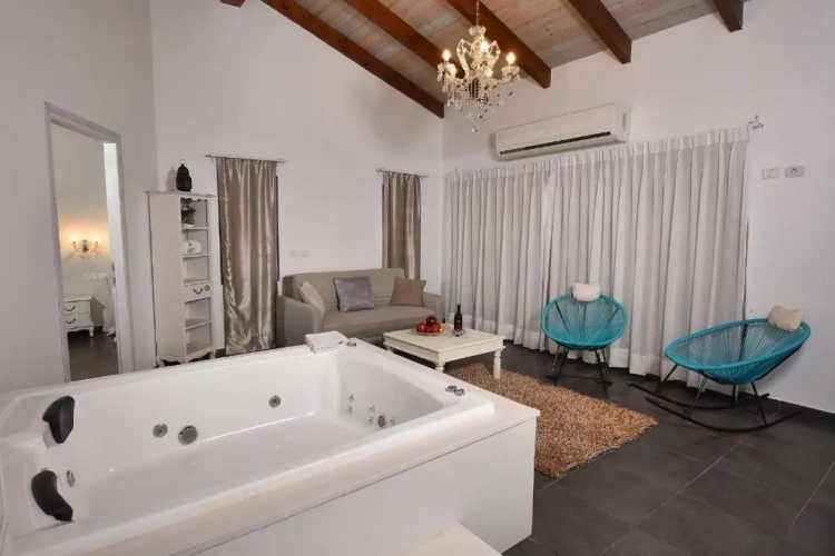 Deluxe Family Suite