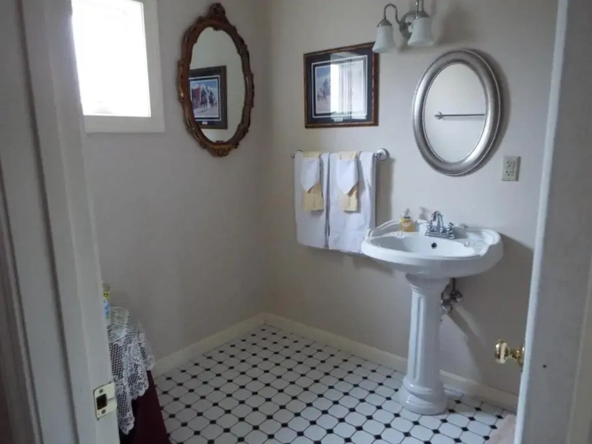 Standard Triple room with garden view