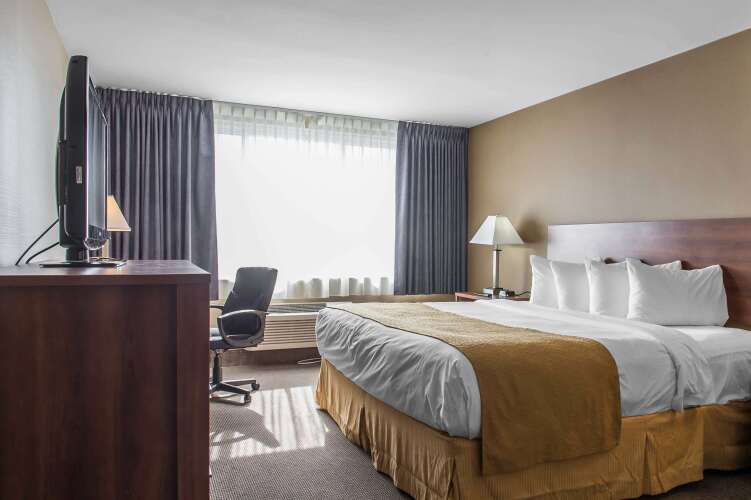 Ramada Plaza By Wyndham Montreal Over view