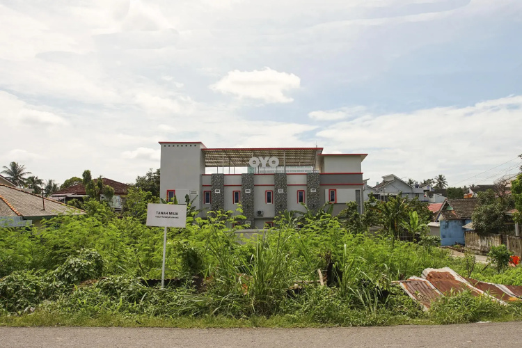 OYO 185 Roriz Residence
