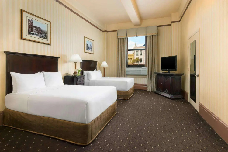 Hotel Whitcomb - A Historic San Francisco Hotel