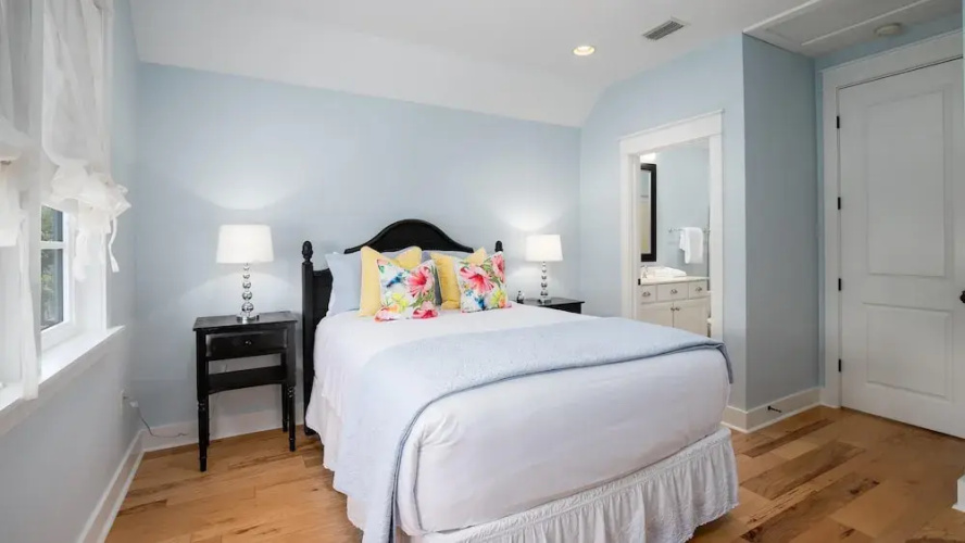 Bungalos 2481G 4BR Loft 4BA 10