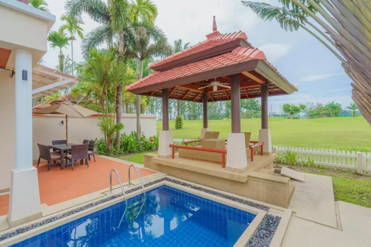 Laguna Pool Villas