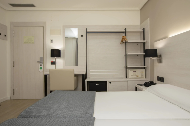 Porcel Ganivet Hotel