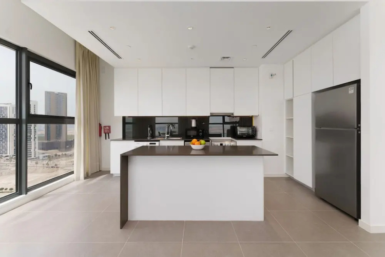 Maison Privee - Modern & Panoramic Sea View Apt on Al Reem Island