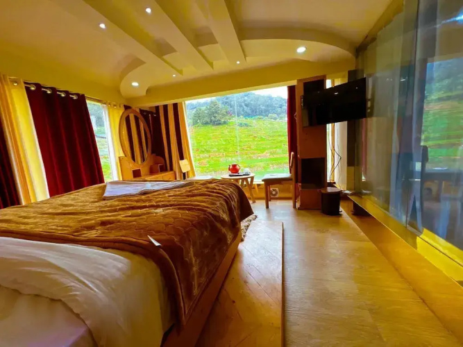 Rozana Retreat