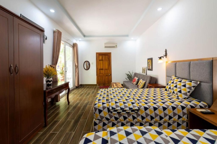 Standard Twin room