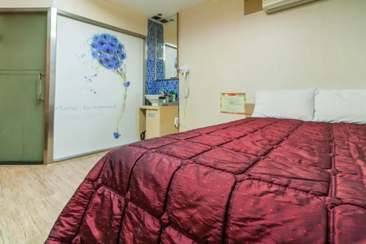 Mong Motel