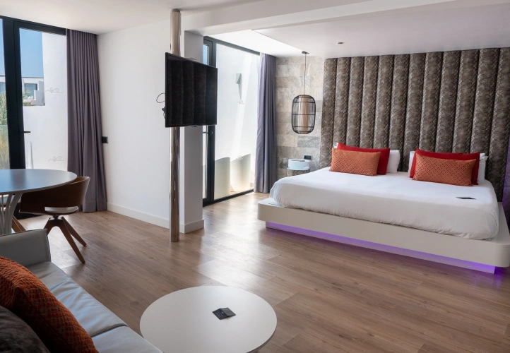 Guest rooms