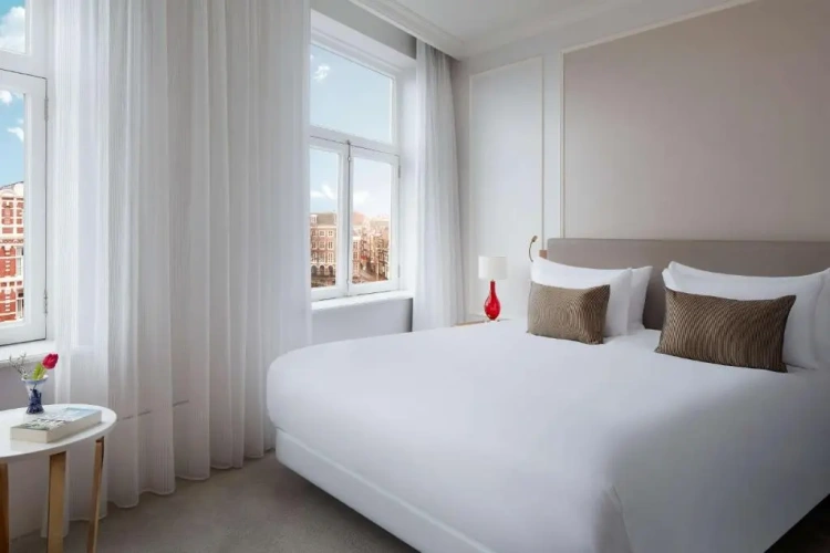 Deluxe Double room with canal view