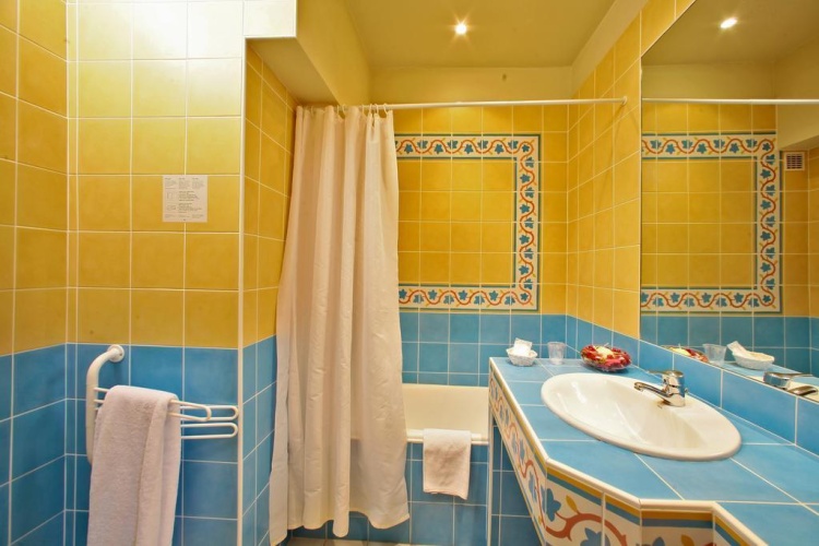 Standard Double room with view
