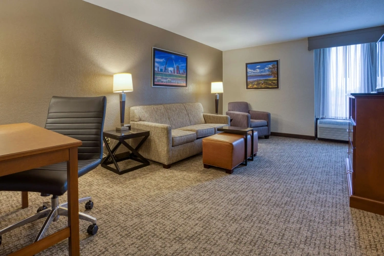 2 Bedrooms Double Suite