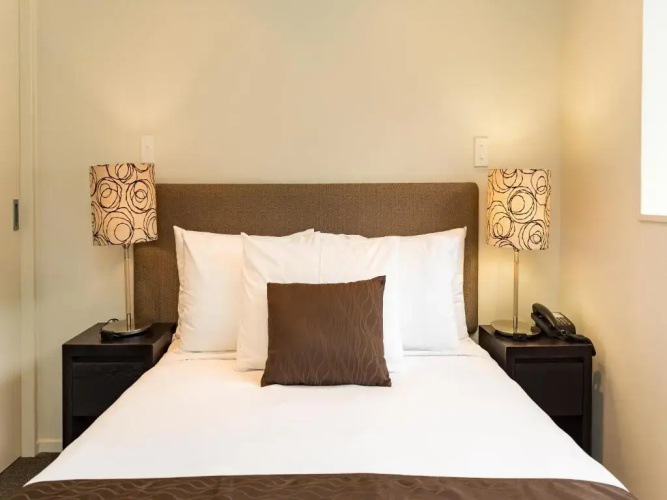 Sea Spray Suites
