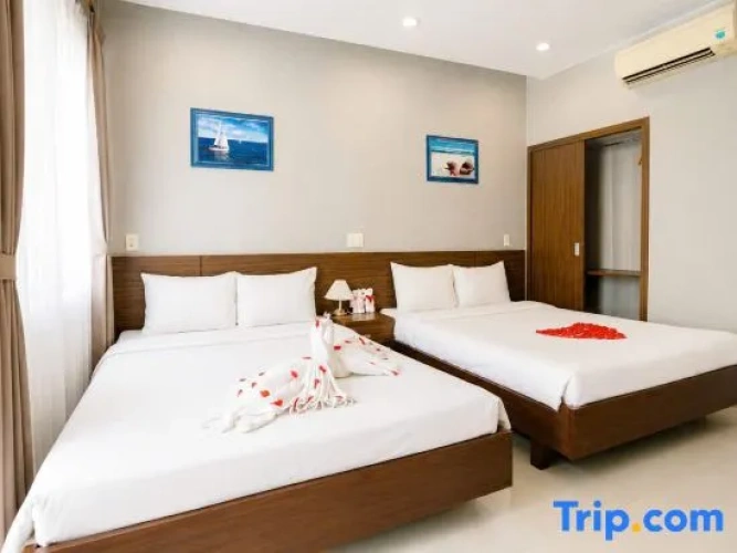Deluxe Twin room with view