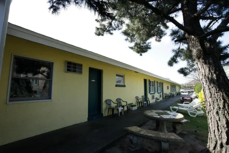 Buckingham Motel