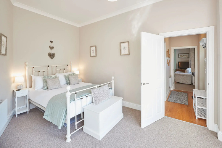 Host Stay Rose Cottage