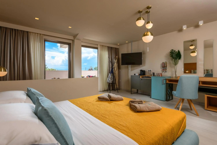 Alea Hotel & Suites