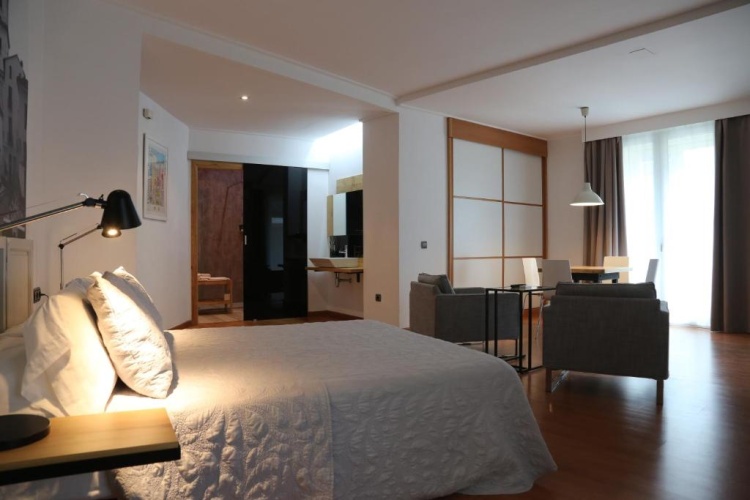 Superior Apartment