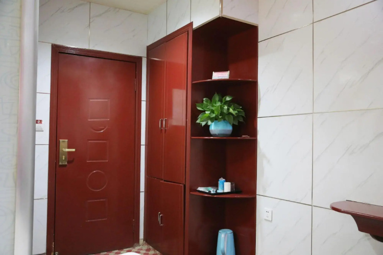 Bachu Kaiyuan Hotel
