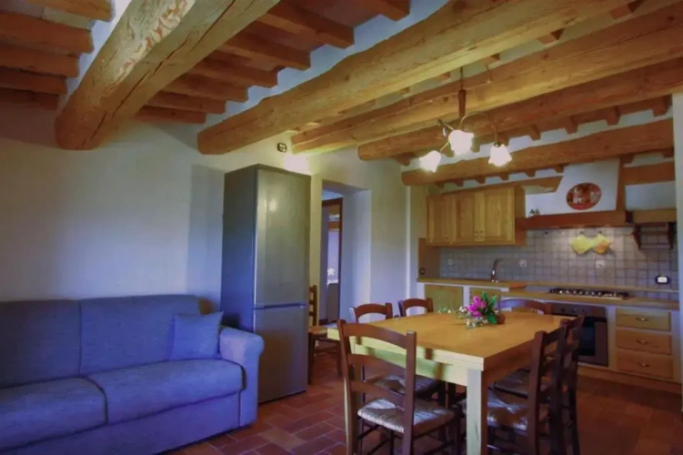 3 Bedrooms Apartment