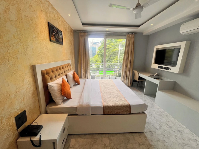 Hotel VS Residency Medanta