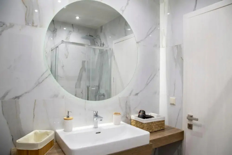 Deka luxury apartment