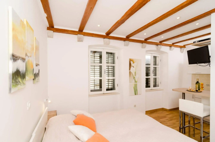 Apartments Raic