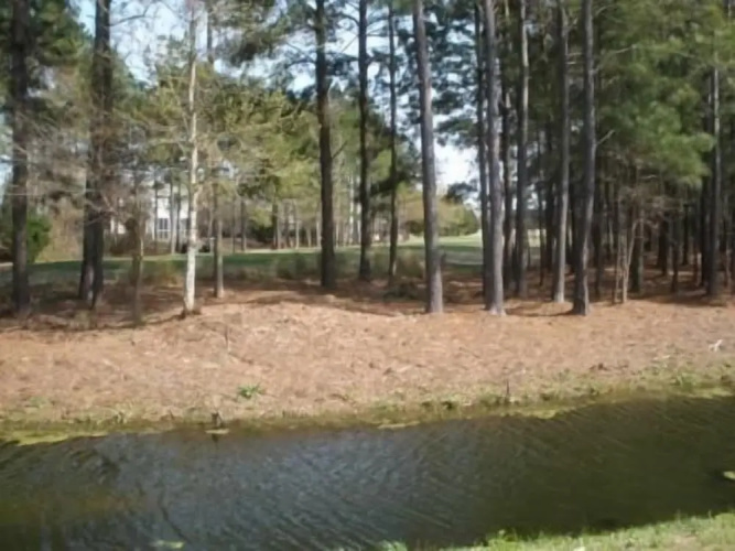 1813 Willow Bend