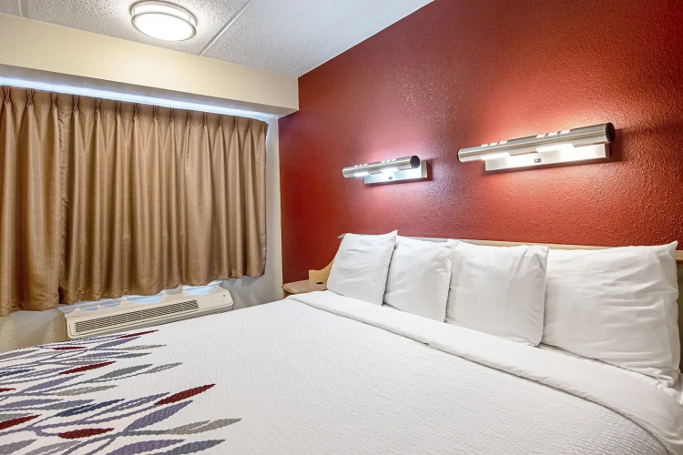 Red Roof Inn Hickory