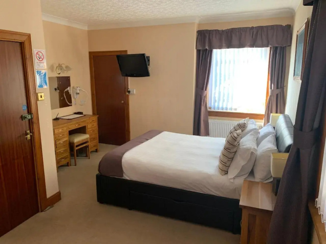 Pine Guest House