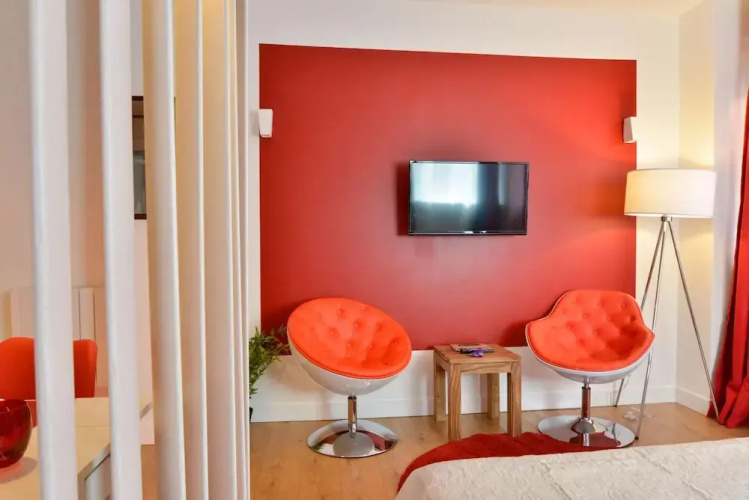 Red Loft