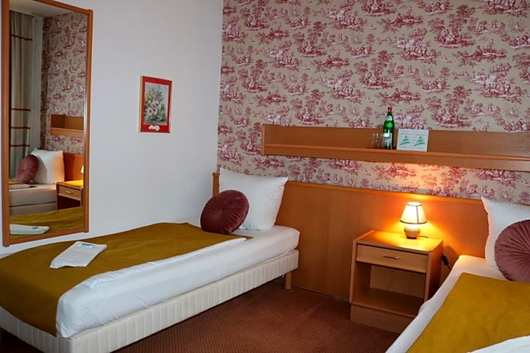 Standard Single room