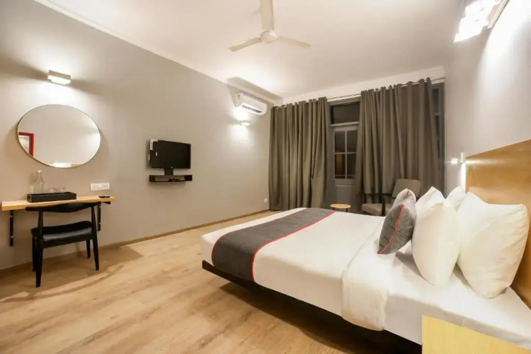 OYO Rooms Cyber Hub 2