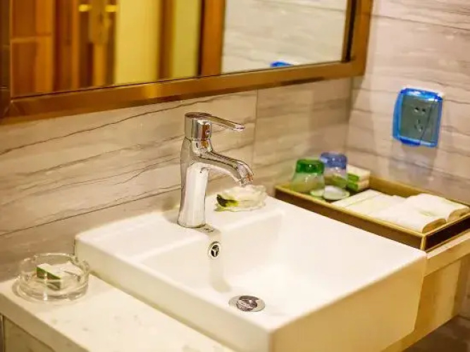 Tongcheng Super 8 Hotel
