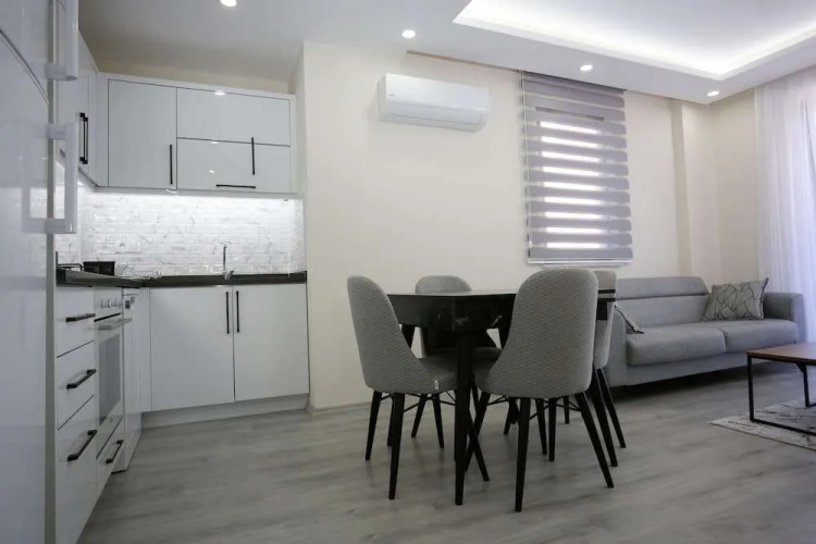 Bright House Apart