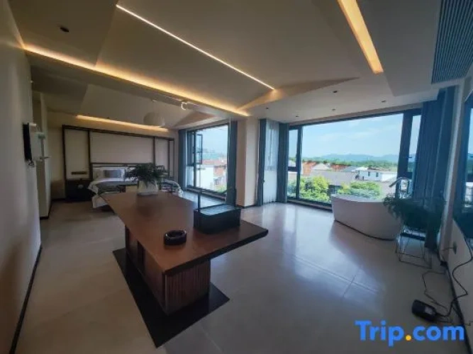 Double Suite with courtyard view