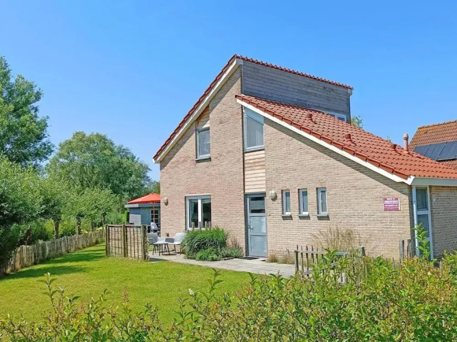 Bungalow in Breskens With Private Jetty