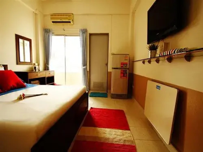 Golden Apartment